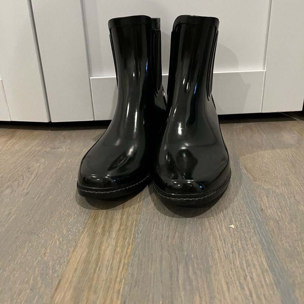 Donna Karan Black Winter & Rain Boots